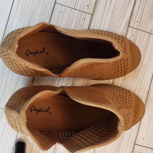 Qupid Tan Chunky-Heeled Open-toed Booties size 8.5 (sy203) - Picture 8 of 10